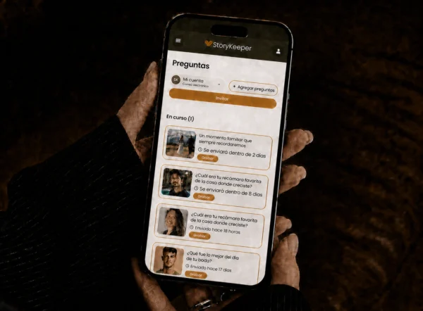 Preguntas para historias y colaboradores mostrados en un celular.