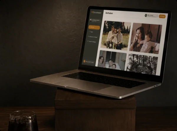Een familieverhalenproject geopend op een laptop.